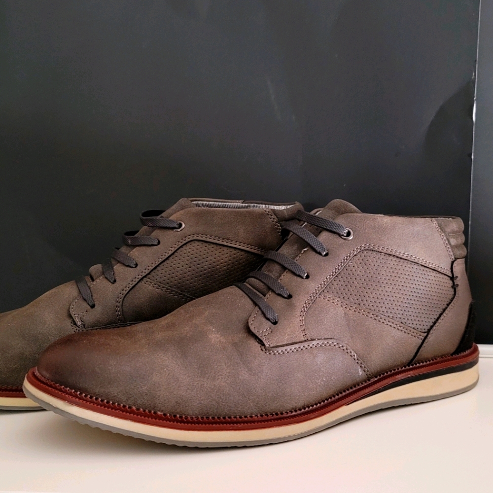 AE American Eagle shoes